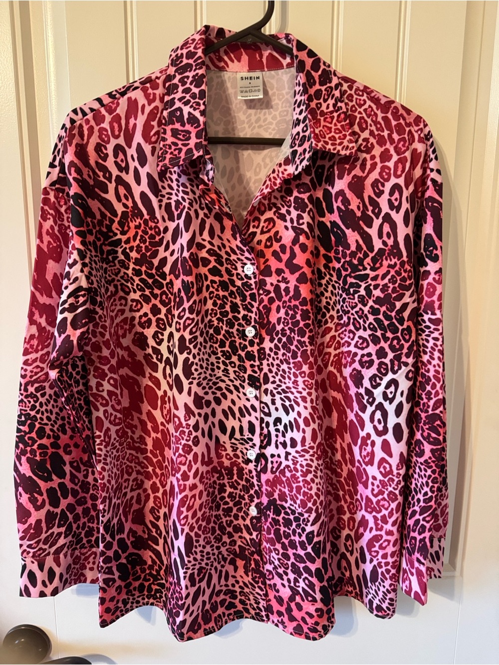 SHEIN Pink & Fuchsia Leopard Print Button-Down Shirt